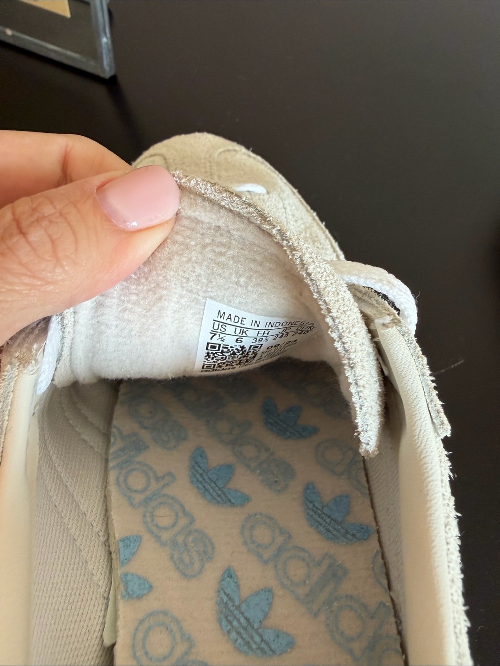 New!! adidas Women’s Spezial Off-White with Light Blue Stripes - Picture 5 of 5